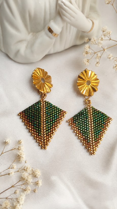 گوشواره جناغی
