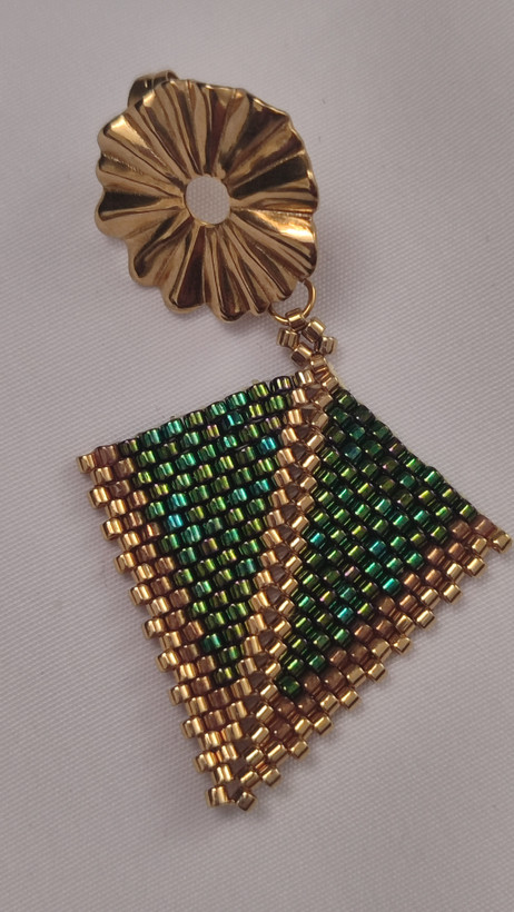 گوشواره جناغی
